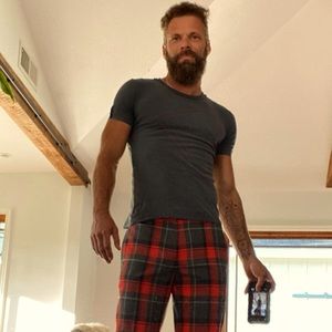 Meet your Posher, Jerry